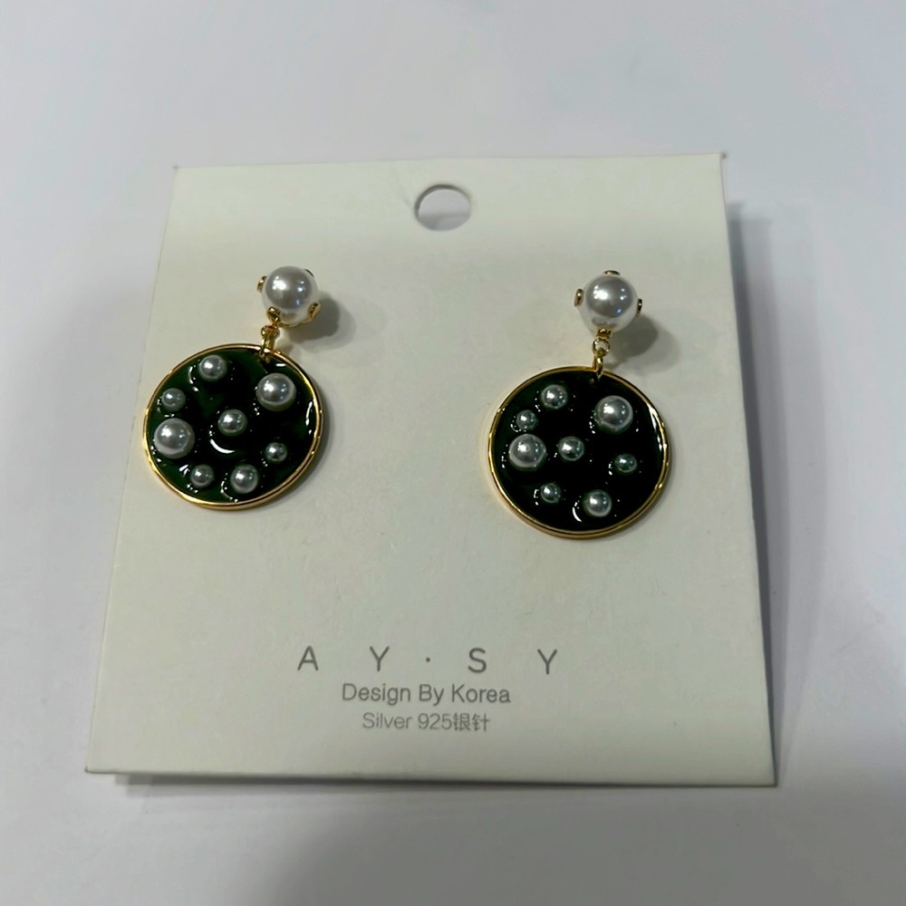 Earring